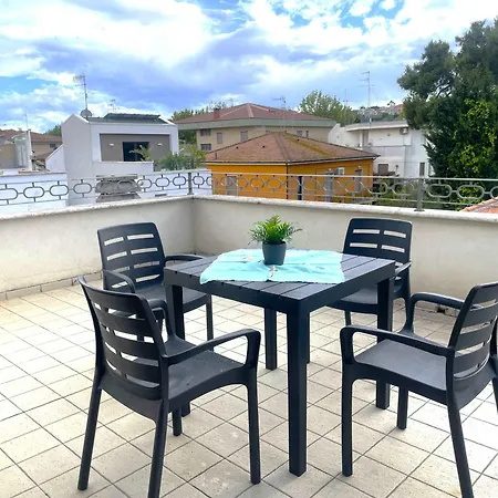 Attico 46 - 100metri Dal Mare - - Narramondo Villas Semesterbostad Giulianova